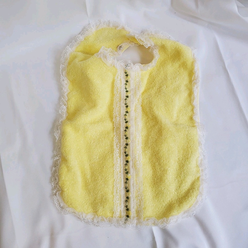 VTG Baby Bib 100% Cotton Made in USA Lace Trim White Pink Roses Alexis Farm Doll